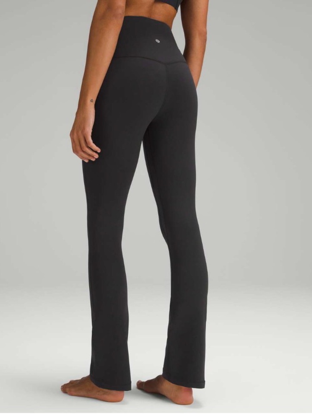 Size 6 Lululemon Align Flare Leggings - Picture 2 of 8